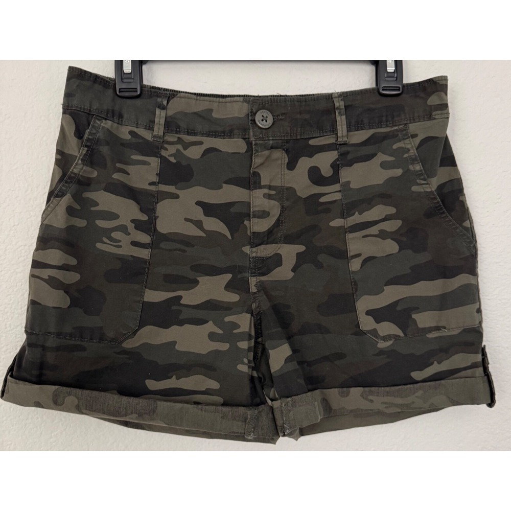 Social Standard by Sanctuary Hero Utility‎ Shorts Medium CAMO Cuffed Convertible